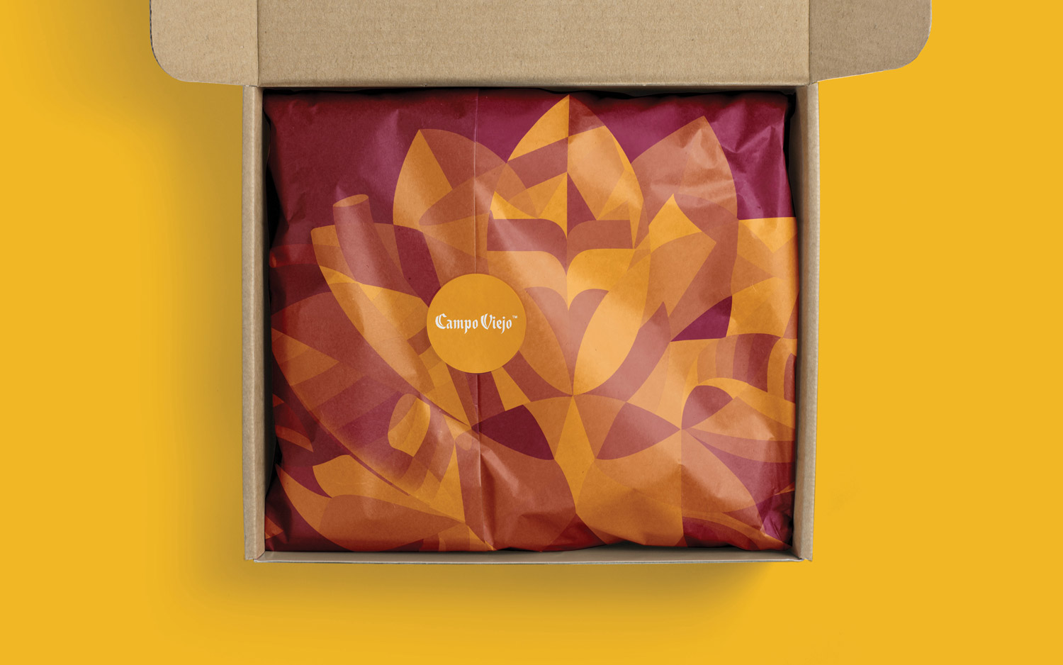 Campo Viejo box with branded tissue wrap